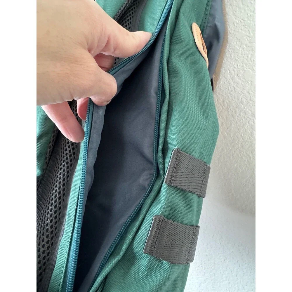 Doughnut Outdoor Adventure Green Tan Backpack Hiking Travel‎ Laptop Bag